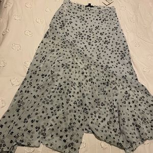 Forever 21 blue midi skirt floral
